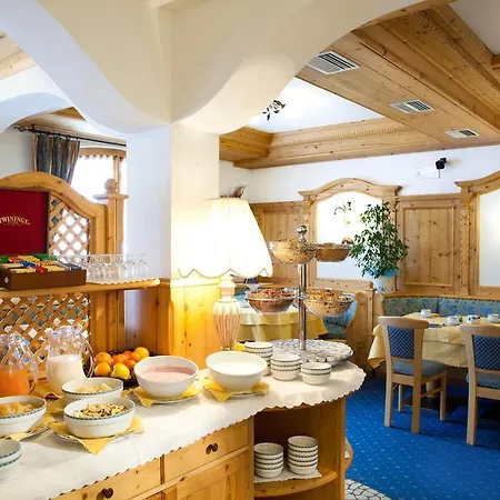 Hotell Garni Laura Arabba